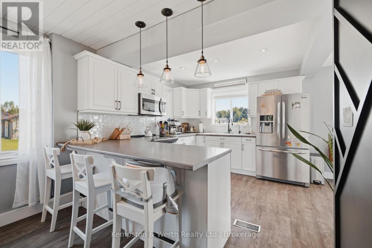 6991 ROAD 164, R.R. # 2 ROAD, North Perth (Elma), Ontario, N0G1B0