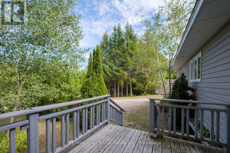 1477 HIGHWAY 6 HIGHWAY, South Bruce Peninsula, Ontario, N0H2T0