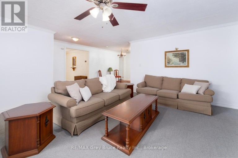 1477 HIGHWAY 6 HIGHWAY, South Bruce Peninsula, Ontario, N0H2T0