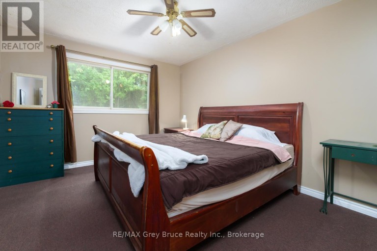 1477 HIGHWAY 6 HIGHWAY, South Bruce Peninsula, Ontario, N0H2T0