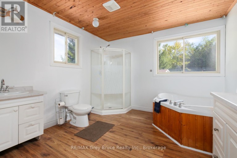 1477 HIGHWAY 6 HIGHWAY, South Bruce Peninsula, Ontario, N0H2T0