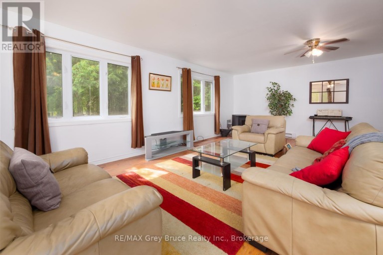 1477 HIGHWAY 6 HIGHWAY, South Bruce Peninsula, Ontario, N0H2T0