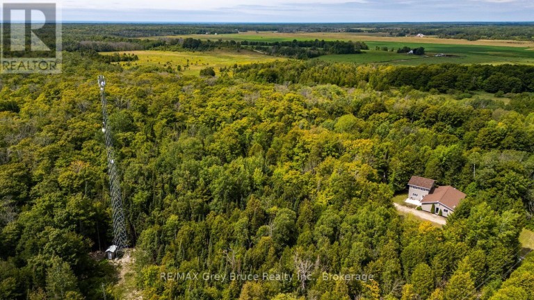 1477 HIGHWAY 6 HIGHWAY, South Bruce Peninsula, Ontario, N0H2T0