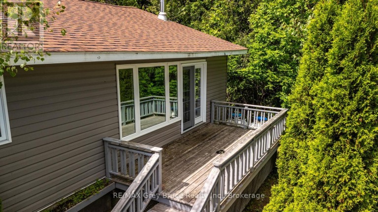 1477 HIGHWAY 6 HIGHWAY, South Bruce Peninsula, Ontario, N0H2T0