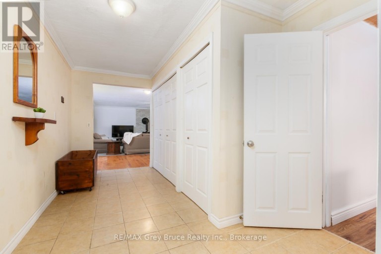 1477 HIGHWAY 6 HIGHWAY, South Bruce Peninsula, Ontario, N0H2T0