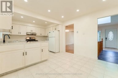 117 ROSE STREET Barrie (Wellington) Ontario photo 10