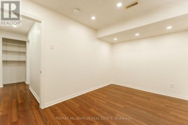 117 ROSE STREET Barrie (Wellington) Ontario photo 31