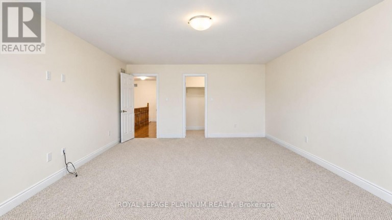 146 SANDRINGHAM DRIVE, Barrie (Innis-Shore), Ontario, L4M0C9