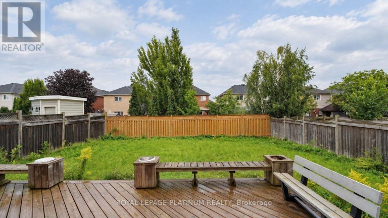 146 SANDRINGHAM DRIVE, Barrie (Innis-Shore), Ontario, L4M0C9