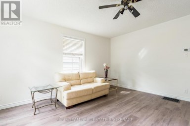 308 RUSSELL STREET Midland Ontario photo 13