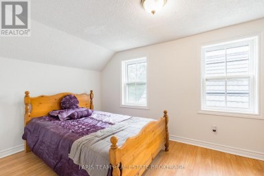 308 RUSSELL STREET Midland Ontario photo 16