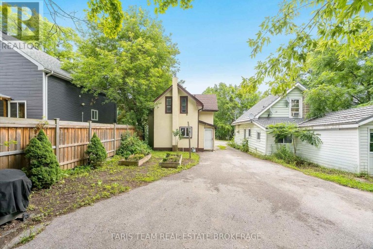 308 RUSSELL STREET, Midland, Ontario, L4R3A2