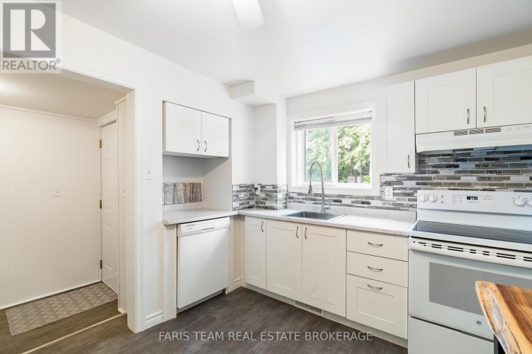 308 RUSSELL STREET, Midland, Ontario, L4R3A2