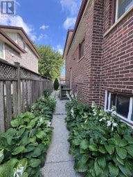 11 NANCY MCCREDIE DRIVE Brampton (Brampton West) Ontario photo 3