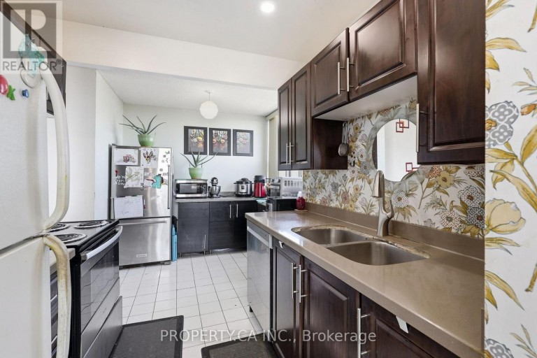 1610 - 3 LISA STREET, Brampton (Queen Street Corridor), Ontario, L6T4A2