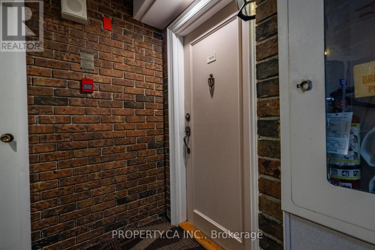 1610 - 3 LISA STREET, Brampton (Queen Street Corridor), Ontario, L6T4A2