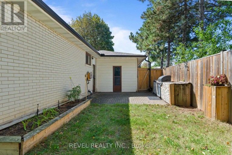 374 BARTLEY BULL PARKWAY, Brampton (Brampton East), Ontario, L6W2L8