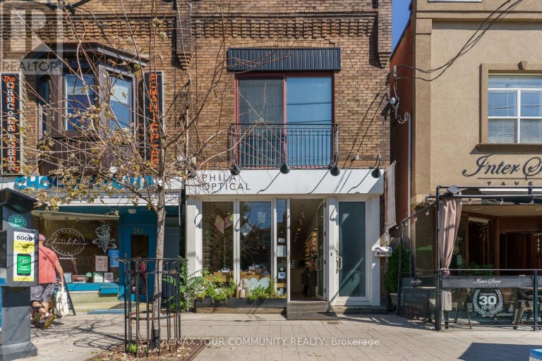 359 RONCESVALLES AVENUE, Toronto (Roncesvalles), Ontario, M6R2M8