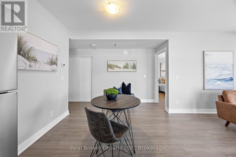 216 - 21 BROOKHOUSE DRIVE, Clarington (Newcastle), Ontario, L1B0V4