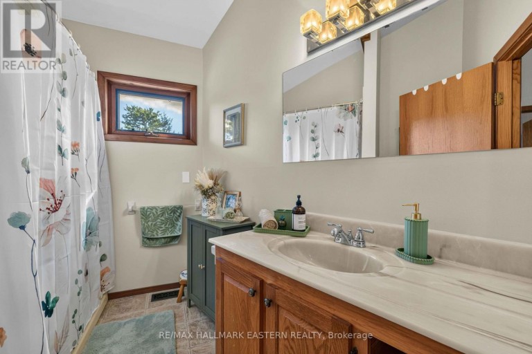 25 BALSAM ROAD, Kawartha Lakes (Fenelon), Ontario, K9V4R6