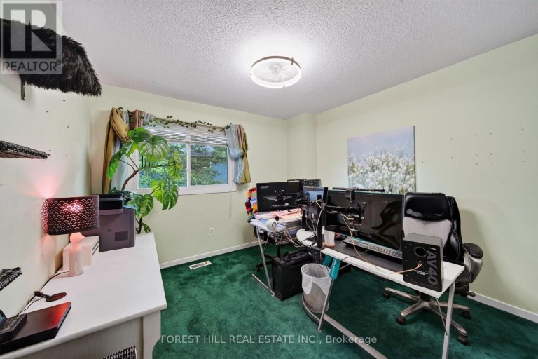 9 - 25 DEER RUN CRESCENT, Bradford West Gwillimbury (Bradford), Ontario, L3Z1N1