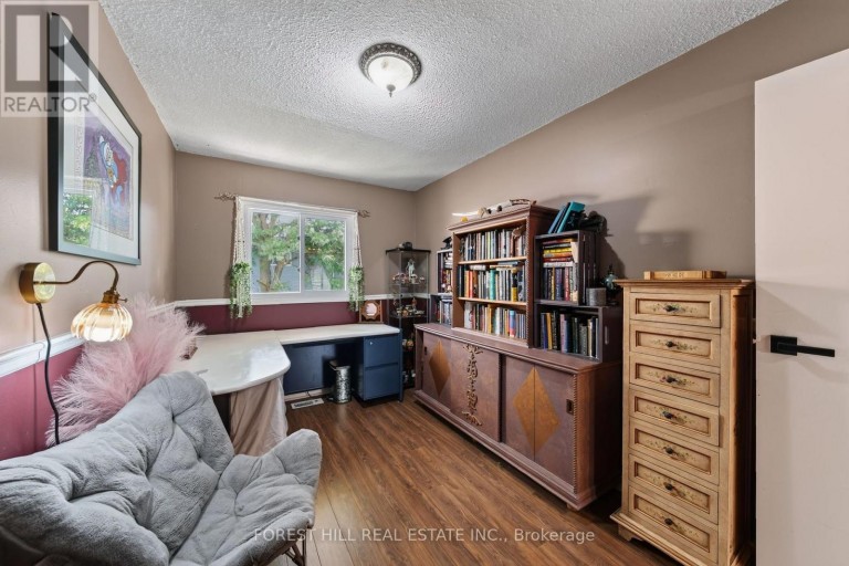 9 - 25 DEER RUN CRESCENT, Bradford West Gwillimbury (Bradford), Ontario, L3Z1N1