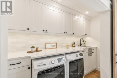 1054 BRYDONS BAY ROAD Gravenhurst (Muskoka (S)) Ontario photo 12