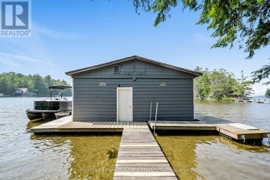 1054 BRYDONS BAY ROAD Gravenhurst (Muskoka (S)) Ontario photo 36
