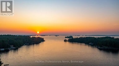 1054 BRYDONS BAY ROAD Gravenhurst (Muskoka (S)) Ontario photo 47