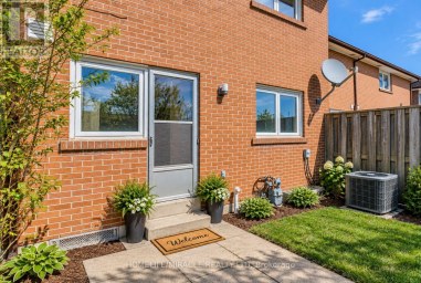 201 - 6444 FINCH AVENUE W Toronto (Mount Olive-Silverstone-Jamestown) Ontario photo 16