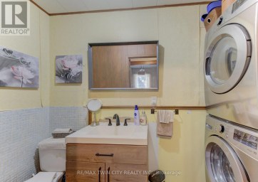 246 JACOB STREET Wilmot Ontario photo 13