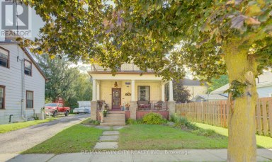 246 JACOB STREET Wilmot Ontario photo 2