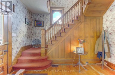 246 JACOB STREET Wilmot Ontario photo 9