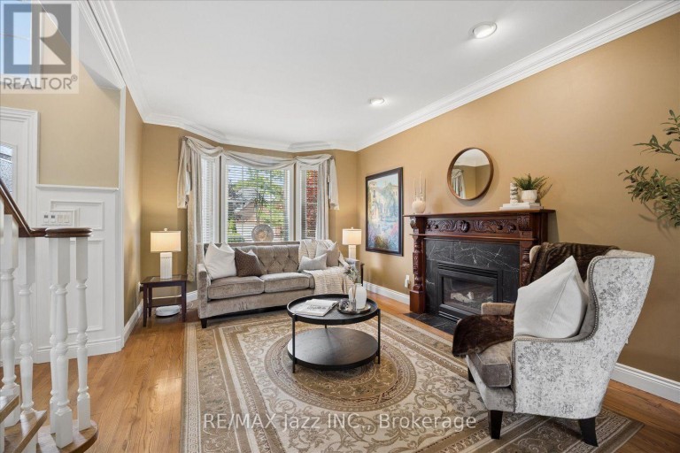 140 TAYLORWOOD COURT, Oshawa (Samac), Ontario, L1G7V7