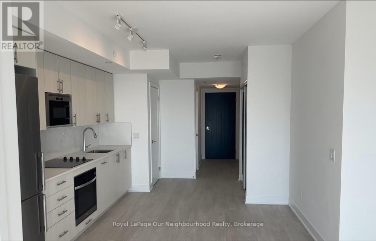 2615 - 2545 SIMCOE STREET N, Oshawa (Windfields), Ontario, L1L0W3