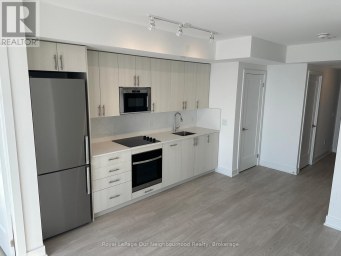 2615 - 2545 SIMCOE STREET N Oshawa (Windfields) Ontario photo 6