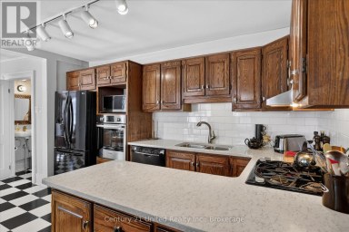 141 WALTON STREET Port Hope Ontario photo 10