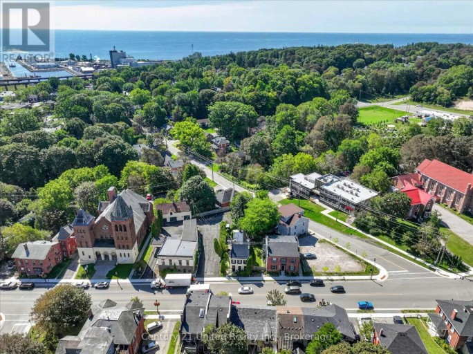 141 WALTON STREET, Port Hope, Ontario, L1A1N4