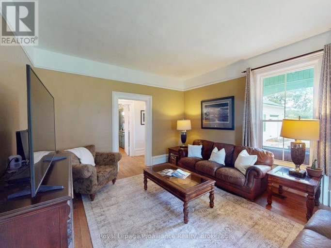 729 FOXBORO-STIRLING ROAD, Quinte West (Sidney Ward), Ontario, K0K2B0