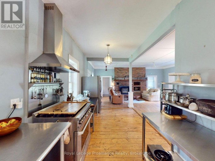 729 FOXBORO-STIRLING ROAD, Quinte West (Sidney Ward), Ontario, K0K2B0
