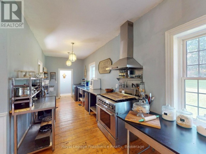 729 FOXBORO-STIRLING ROAD, Quinte West (Sidney Ward), Ontario, K0K2B0