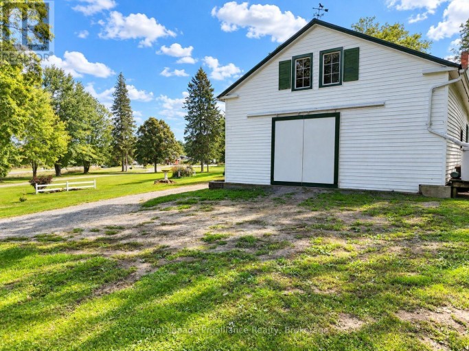 729 FOXBORO-STIRLING ROAD, Quinte West (Sidney Ward), Ontario, K0K2B0