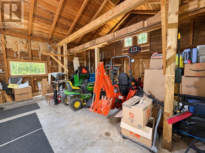 729 FOXBORO-STIRLING ROAD, Quinte West (Sidney Ward), Ontario, K0K2B0