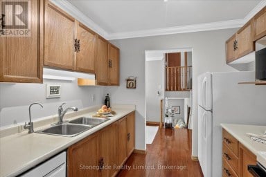 1185 HUNTINGTON CIRCLE Peterborough (Otonabee Ward 1) Ontario photo 12