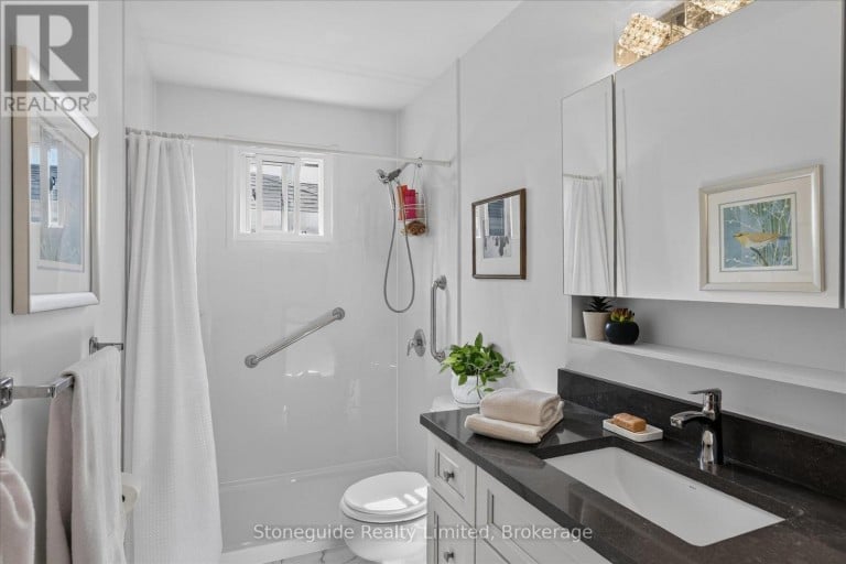 1185 HUNTINGTON CIRCLE, Peterborough (Otonabee Ward 1), Ontario, K9K2B9