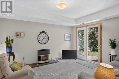 1185 HUNTINGTON CIRCLE Peterborough (Otonabee Ward 1) Ontario photo 20