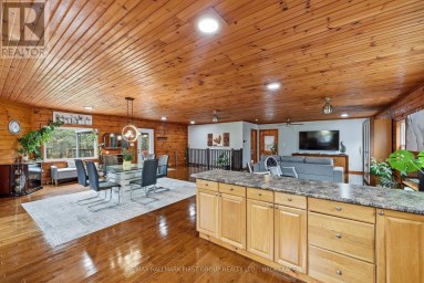2723 DESERT LAKE ROAD, Frontenac (Frontenac South) Ontario