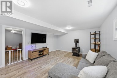 2723 DESERT LAKE ROAD, Frontenac (Frontenac South) Ontario