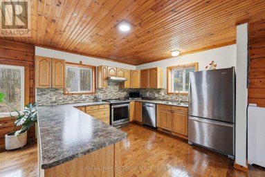 2723 DESERT LAKE ROAD, Frontenac (Frontenac South) Ontario