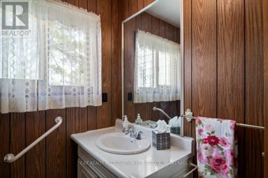 235 EAST STREET Greater Napanee (Greater Napanee) Ontario photo 19
